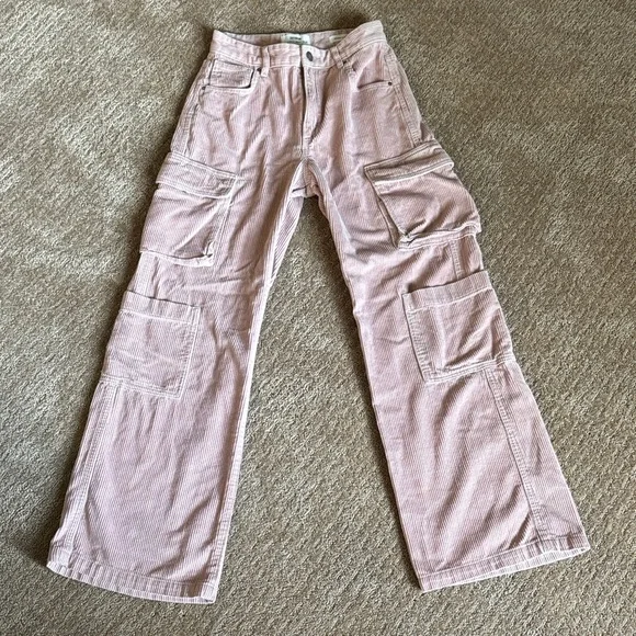 Cotton On Pink Cargo Jeans - Picture 2 of 5
